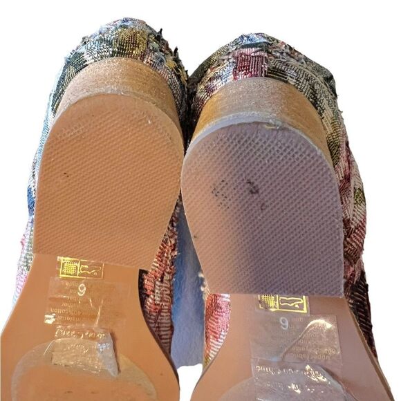 Jeffrey Campbell Natural Floral Print Taggart Ankle Boots - Picture 7 of 9